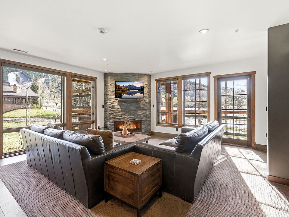 1st image of 2800 Deer Valley Dr E #6137