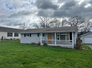 1740 Blackmore St, Madison, IN 47250