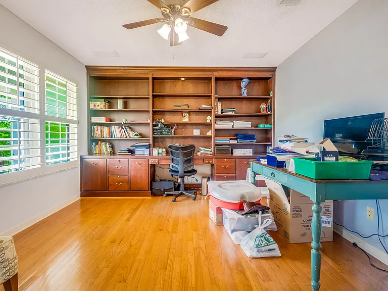 3019 Keats Dr — Photo 43