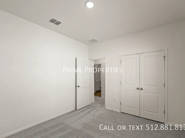 221 Wilson Springs Ln — Photo 12