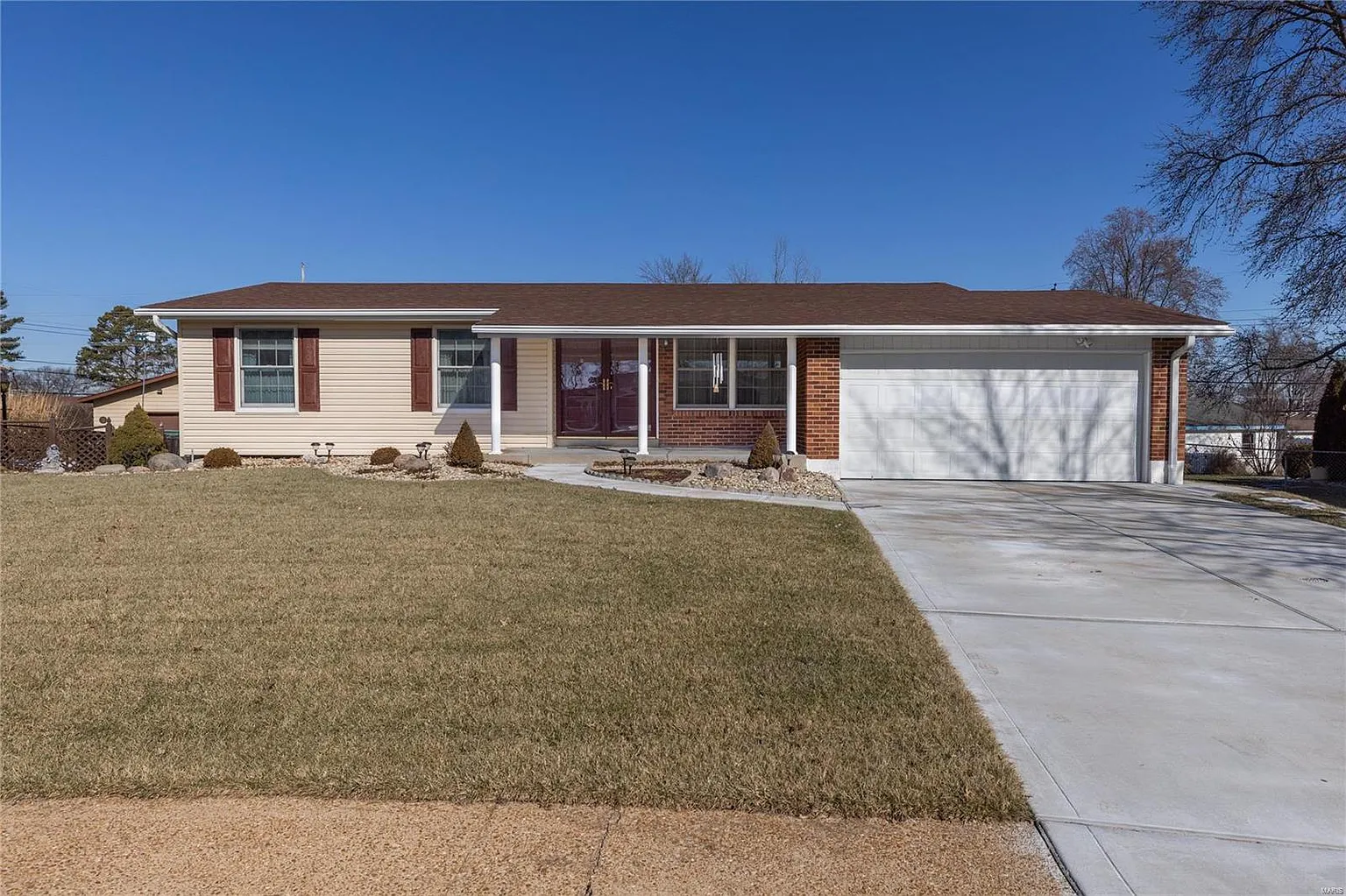 3331 Ringfield Dr photo 1