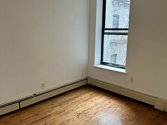 4th image of 271 W 144th St APT 4D