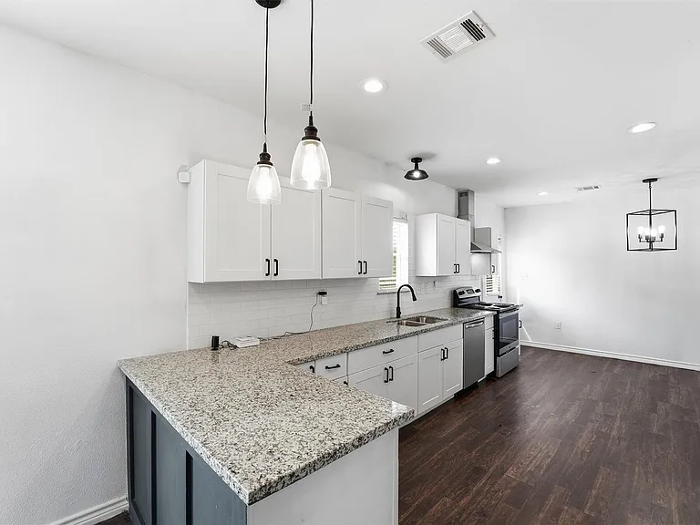 4217 Sterling St — Photo 9