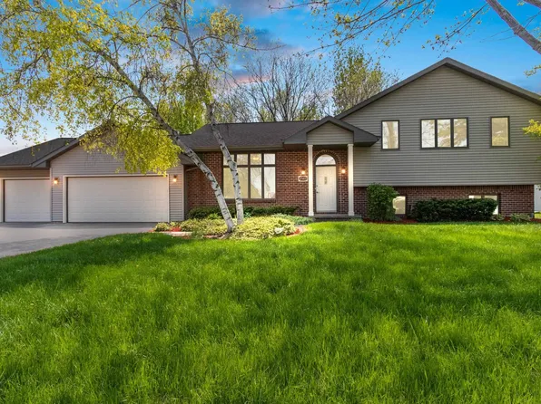 W2411 Valleywood Ln, Appleton, WI 54915