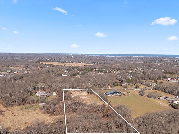 3rd image of 1831 Campbell Road