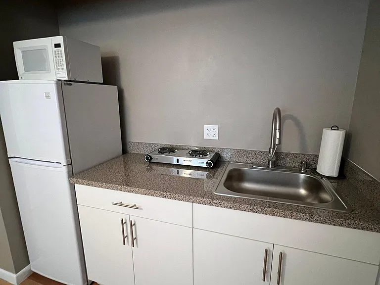 Now has a NEW Stainless Steel Fridge