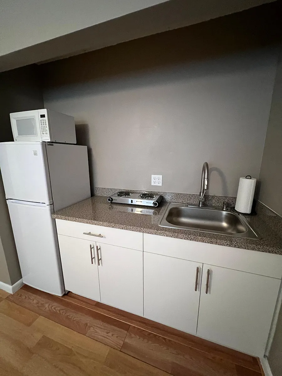 Now has a NEW Stainless Steel Fridge - 9249 SW 147th Ave