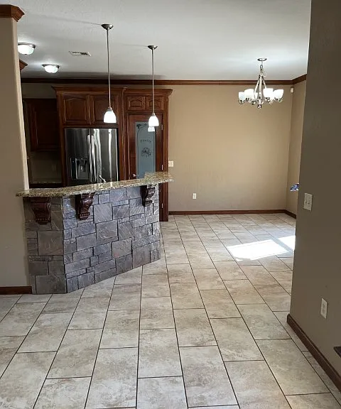 394 NE Simmons Cir — Photo 7