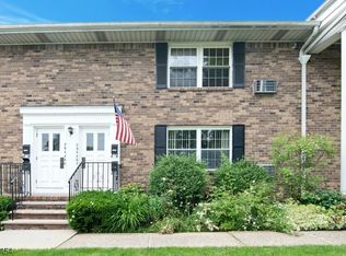 72 E Maple St, Teaneck, NJ 07666