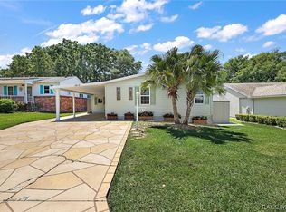 1012 W Boone Ct, Lady Lake, FL 32159