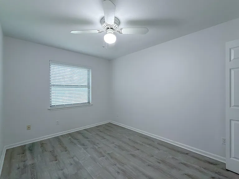 3200 Langley Cir — Photo 16