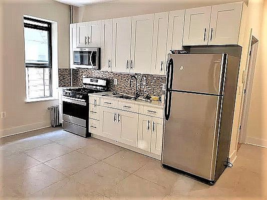 1st image of 65 Clarkson Ave #2C