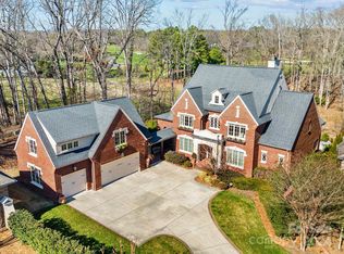 9520 Heydon Hall Cir, Charlotte, NC 28210