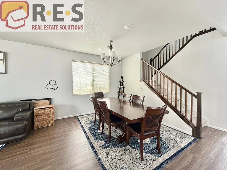 11417 Crater Lake St — Photo 5