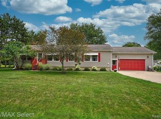 1349 Howe Rd, Burton, MI 48509