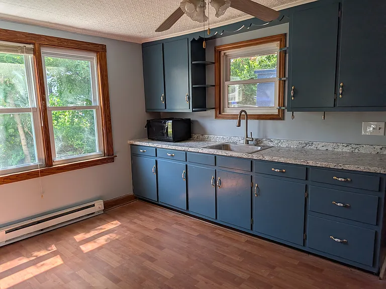 250 Litchfield St #1 — Photo 8