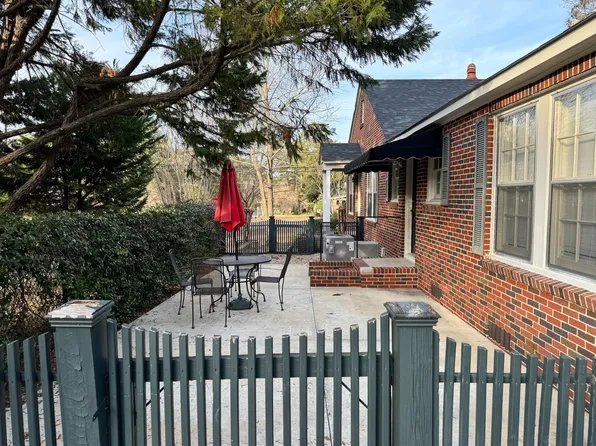 619 College Ave N, Tifton, GA 31794