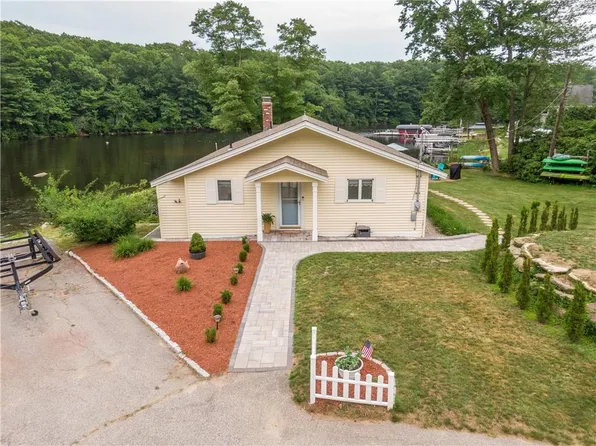 55 Alan Ave, Pascoag, RI 02859