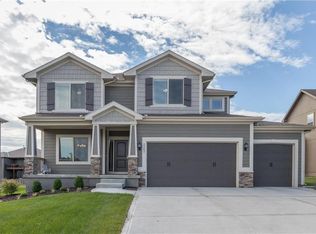 2297 W Hazelwood St, Olathe, KS 66061