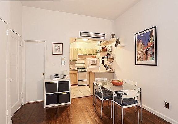 2nd image of 319 W 82nd St APT 5F