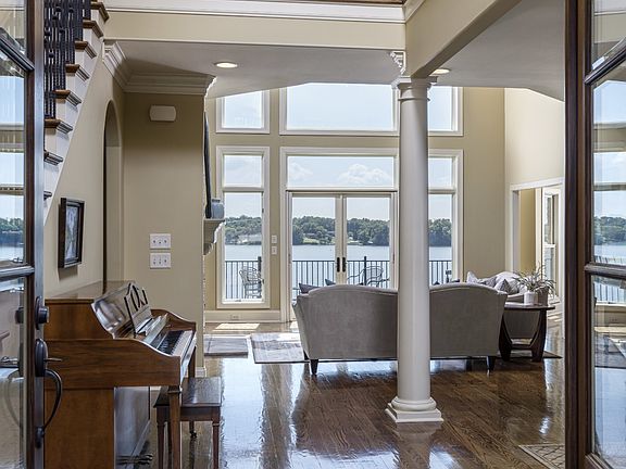 5th image of 1201 Shoreside Dr