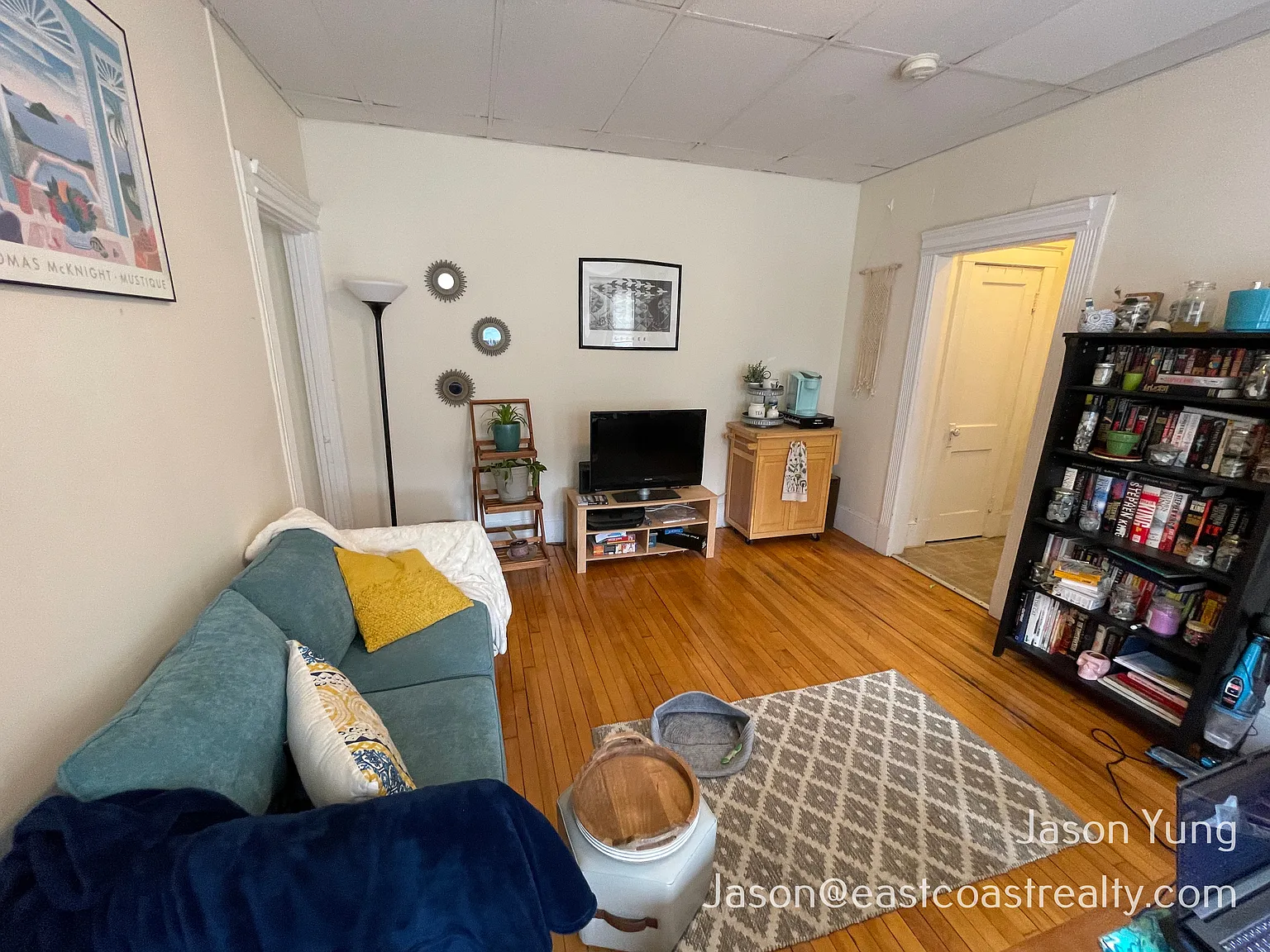 2 bed, 800 sqft, $2,595 — Photo 2
