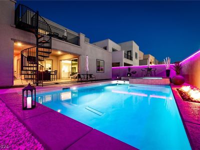 755 Glowing Horizon St, Henderson, NV, 89052