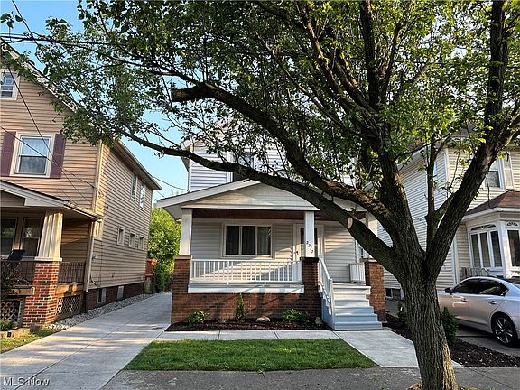 2nd image of 2217 Montclair Ave