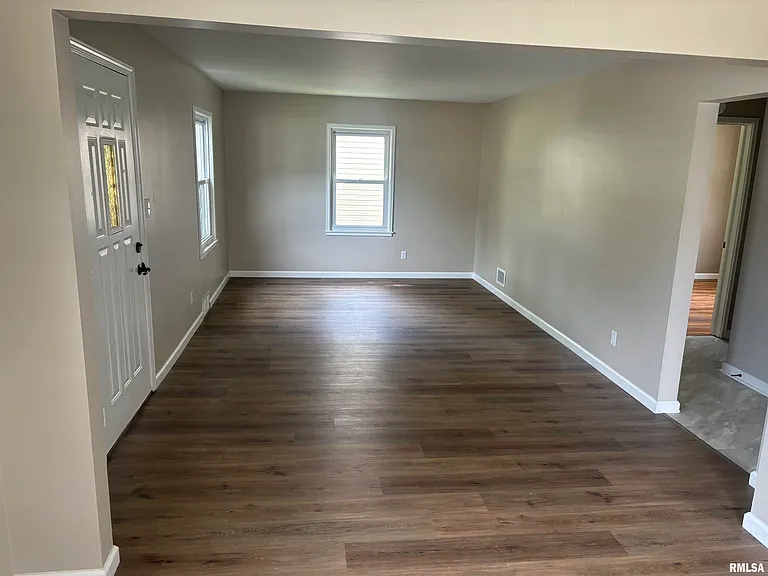 2931 N Saint Philomena Ct — Photo 8