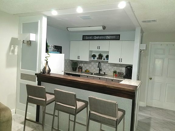 Open Kitchen 