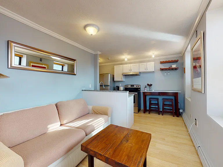 181 Salem St #17 — Photo 8