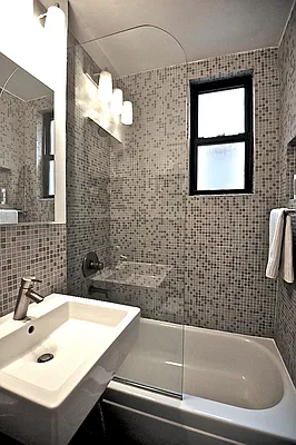 Sold by Luxe Group | media 11