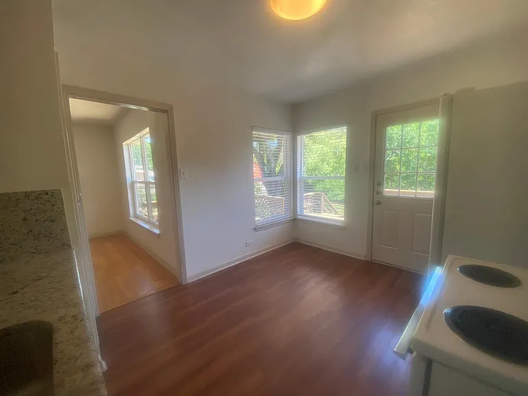 1204 Wiltshire Ave — Photo 22