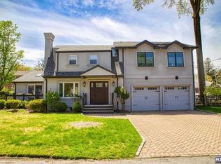 31 Edward St, Demarest, NJ 07627