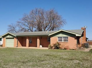 1111 E Sammy Baugh Ave, Rotan, TX 79546