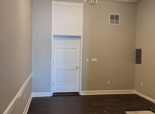 121 West Broadway Offices & Apartments, Fairfield, IA 52556