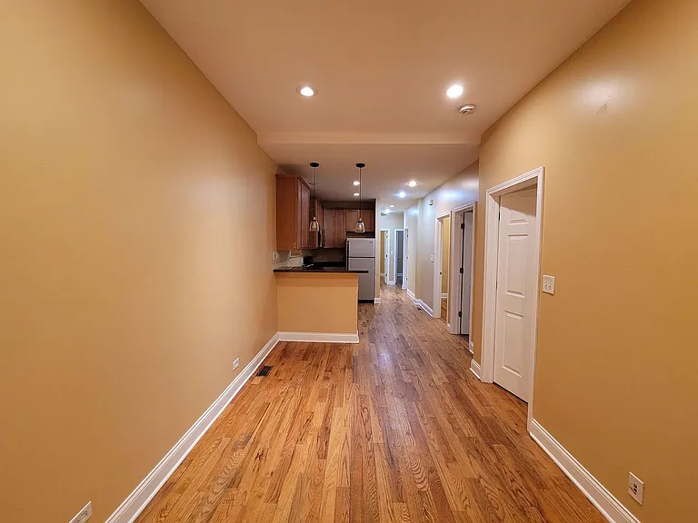 718 S. Aberdeen St — Photo 1