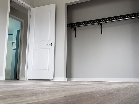 4th image of 119 1st Ave NE #6