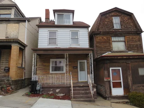 2415 Salisbury St, Pittsburgh, PA 15210