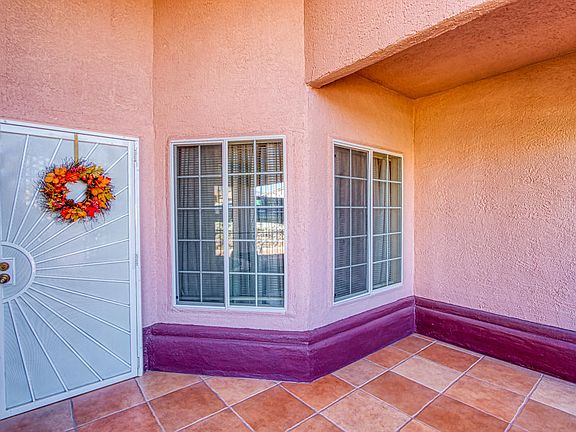 3rd image of 404 La Florida Dr