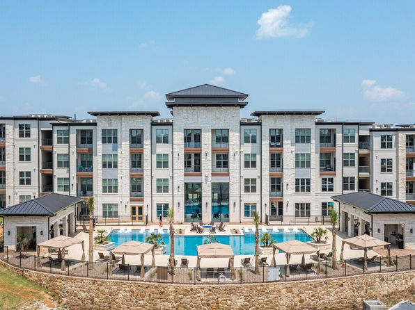 Mustang Ridge Apartments | 172 College Park Dr, Weatherford, TX