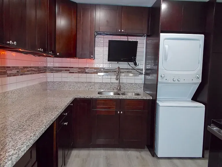 6208 Ilanos Ln — Photo 12