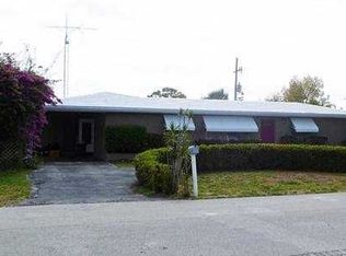 1190 Stoneway Ln, West Palm Beach, FL 33417