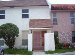 1304 Seaview Dr, Pompano Beach, FL 33068