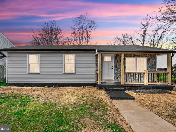 1325 Cardwell St, Fredericksburg, VA 22401