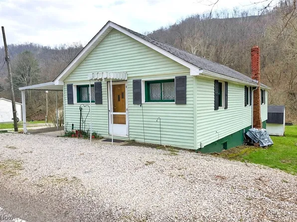 54312 Pipe Creek Rd, Jacobsburg, OH 43933