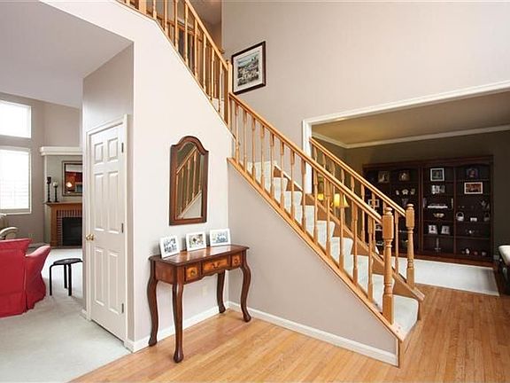 4th image of 6197 Parkland Ct