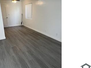 147 E 49th St, Long Beach, CA 90805