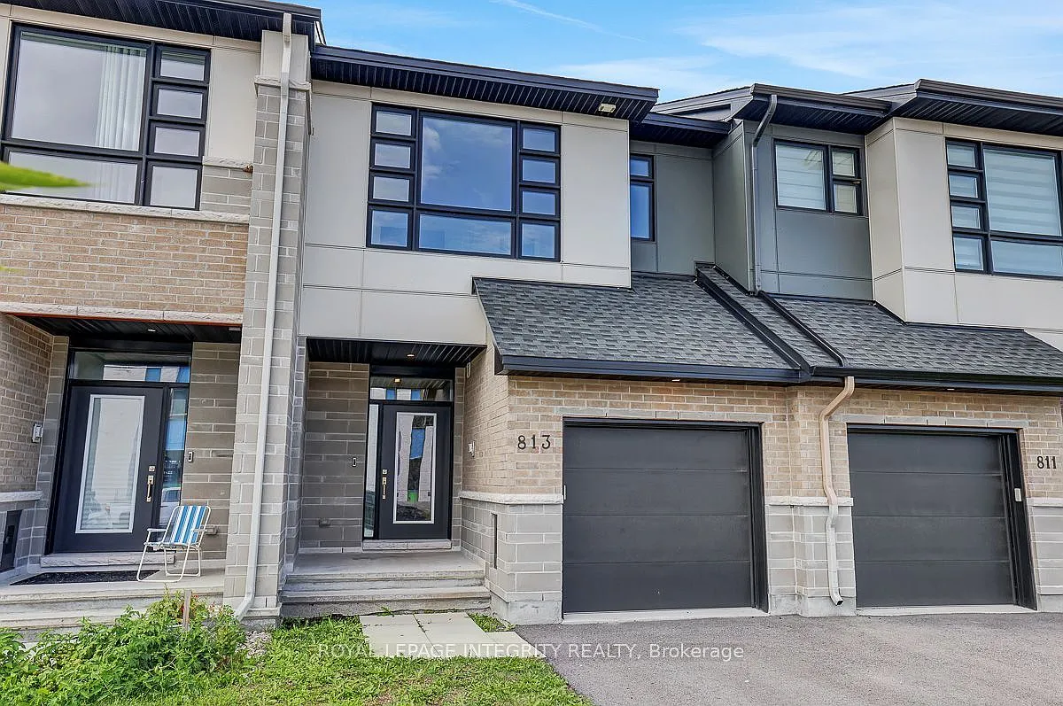 3 bed, $2,900 — Photo 2