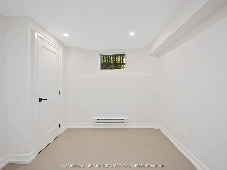 861 Ossington Ave #LOWER — Photo 27